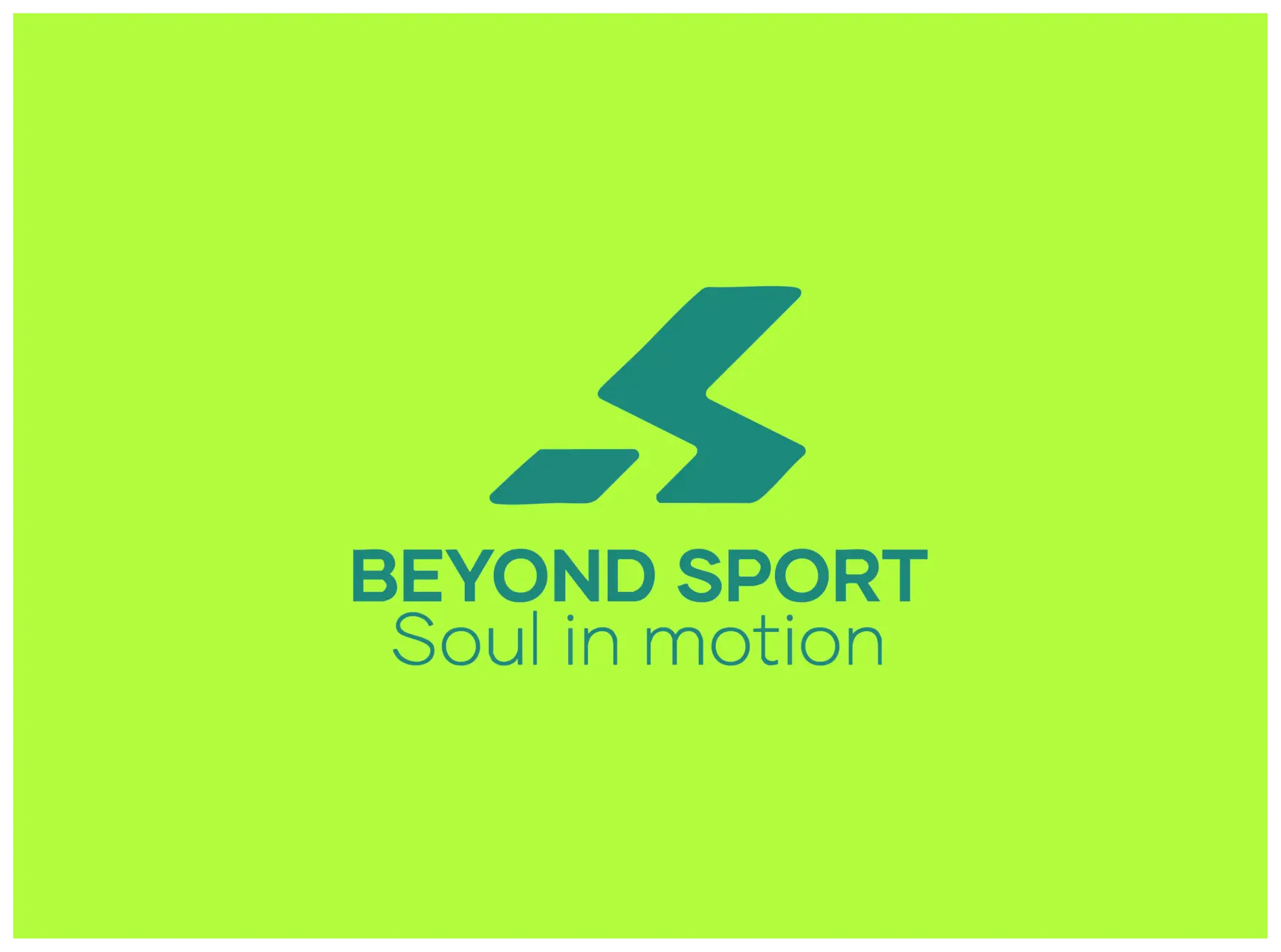 Logo Beyond Sport su fondo verde